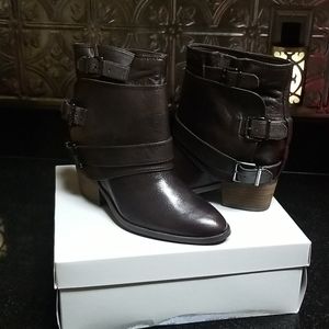 Jessica Simpson Teagan Wedge Bootie